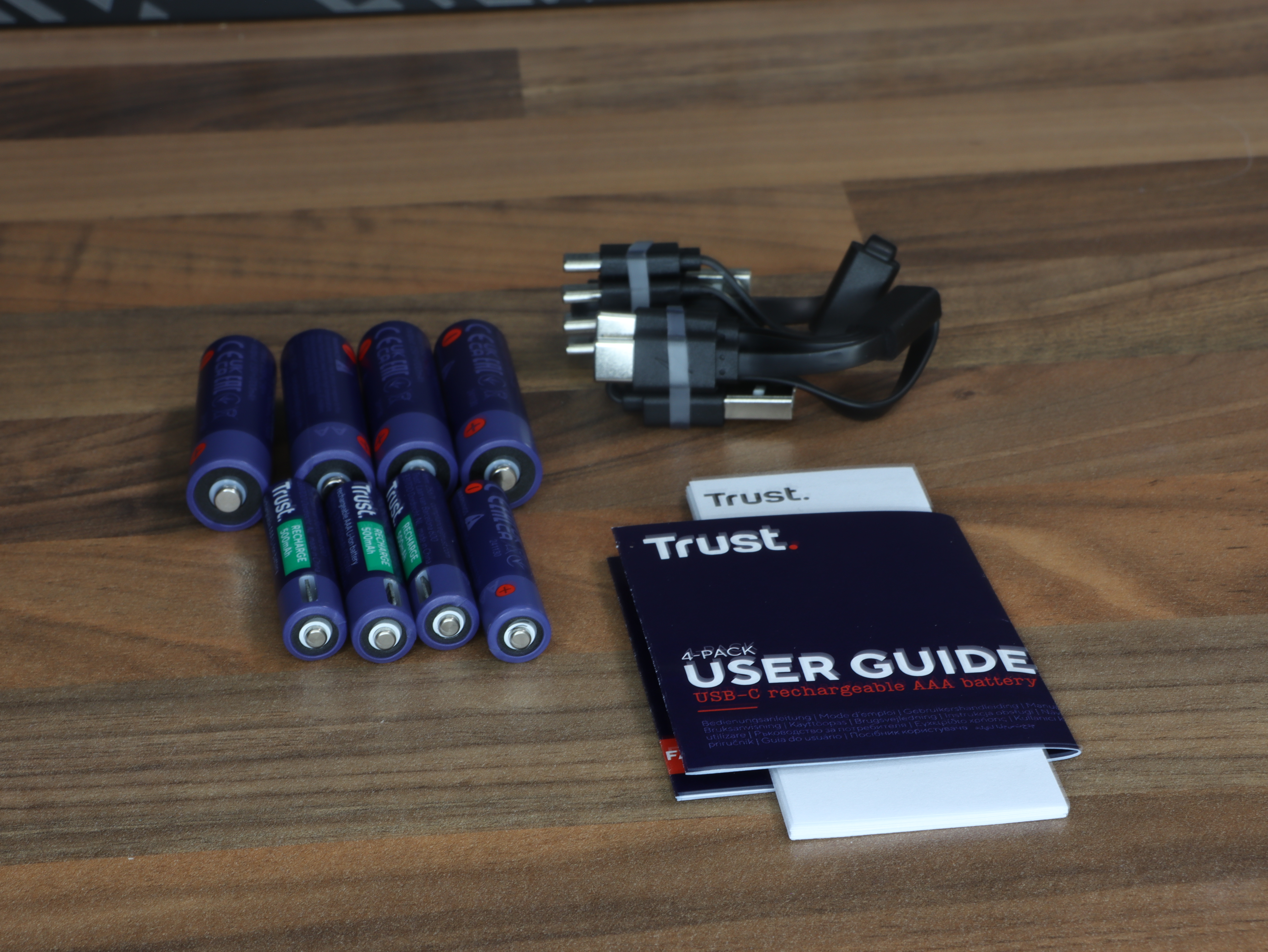 Genopladelige miljø batterier Trusts USB-C opladning 4-pak hurtig rechargeable 800.JPG